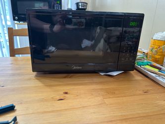 Small Countertop Microwave