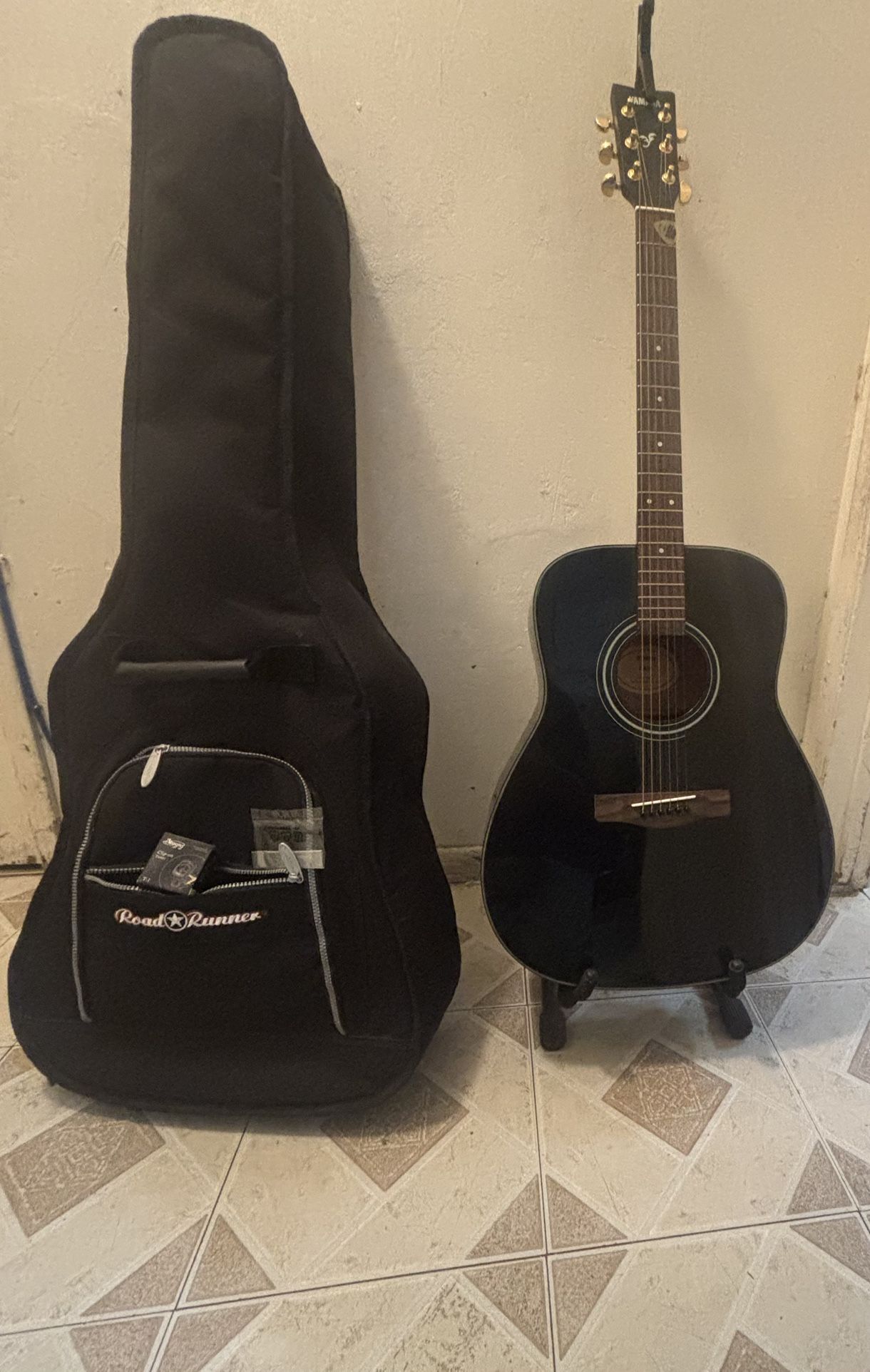 Yamaha Guitar
