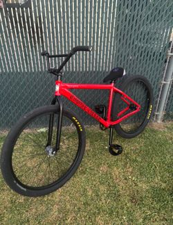 Fixed gear throne 29 in