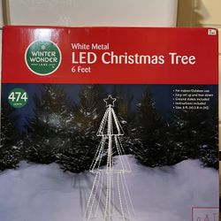 Brand New In Box 6 Foot White Metal Christmas Tree