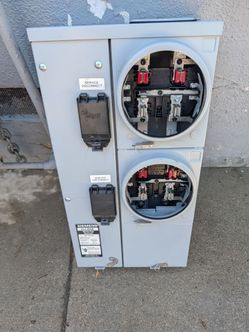 200 amp ringless 2 gang meter panel