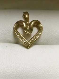 10K Yellow Gold Heart Shape Pendant with Diamonds
