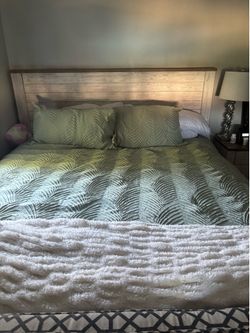 Cal King 4 Piece Bedroom Set