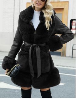 Women's Faux Leather Jacket Furry Trim Parka Coat Winter Long Sleeve Thick Overcoat with Faux Fur Collar Cuffs, Sherpa Lined, Removable Belt and Pocke
