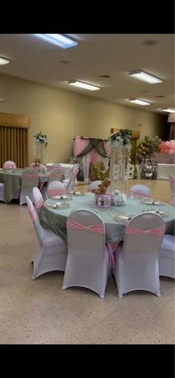 Centerpieces, chairs covers, tablecloths, napkins and more