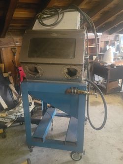 Boeing surplus shotpeen/sandblast booth
