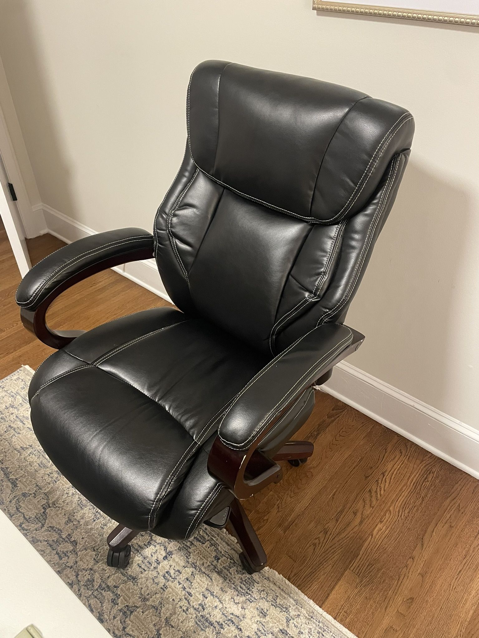 La-Z Boy Executive Office Chair