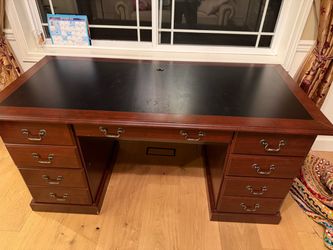 Traditional Executive Desk with Drawers