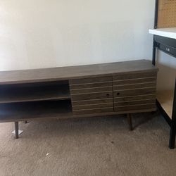 Tv Stand - Retro Style 