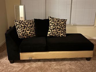 Sectional couch