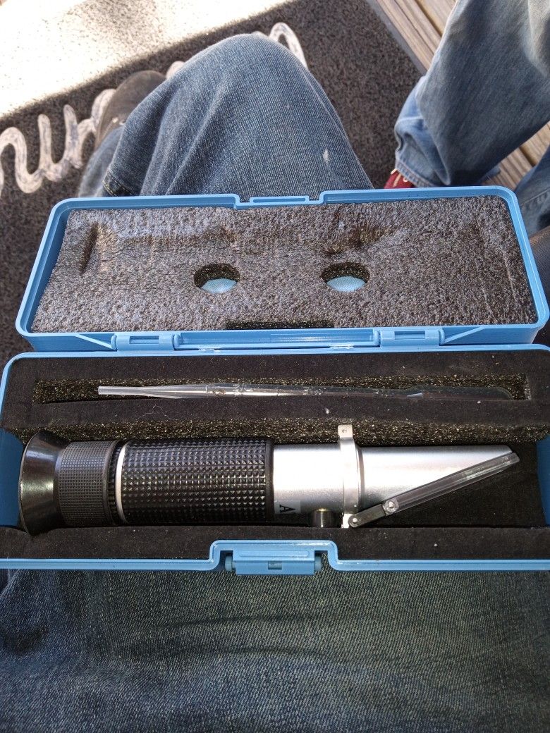 New Portable Refractometer