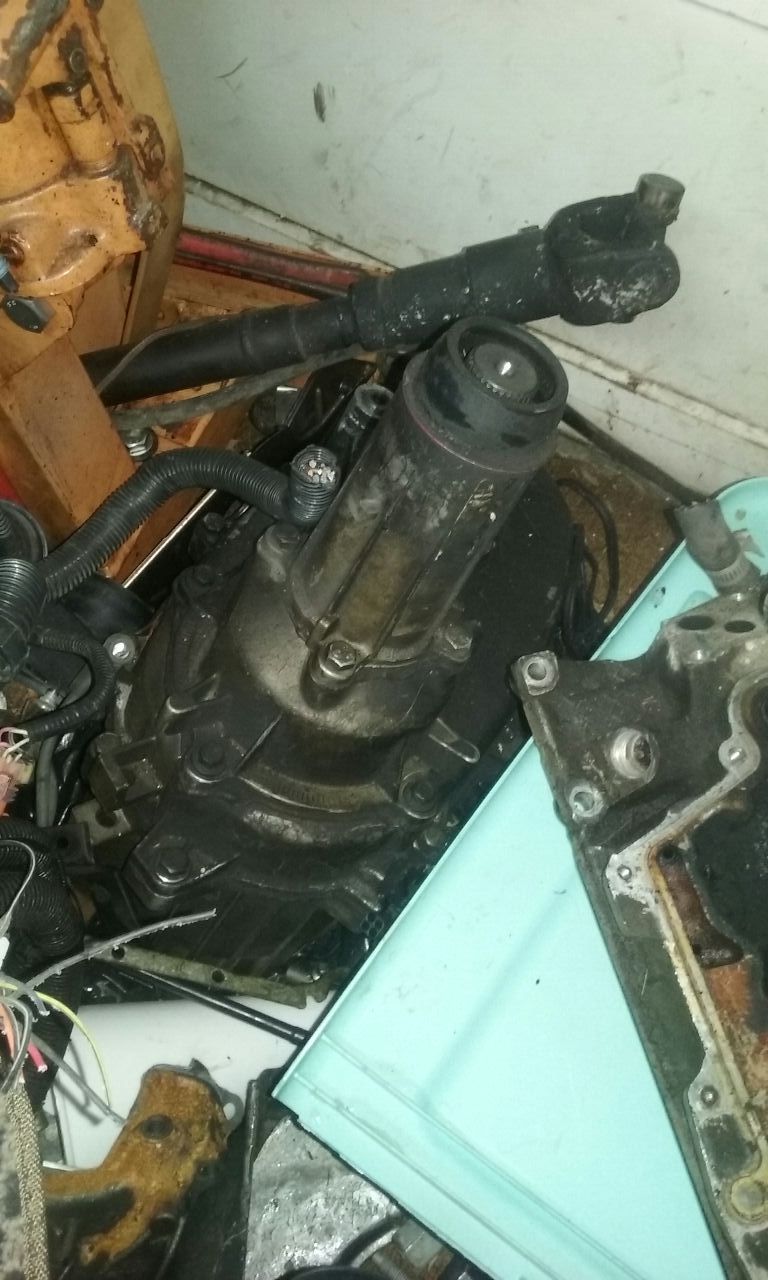 Transfer Case/ 1997 GMC Suburban