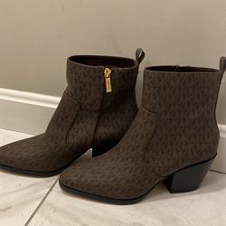 Size 8, Michael Kors Boots