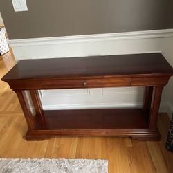 Thomasville Cherry Wood  Console