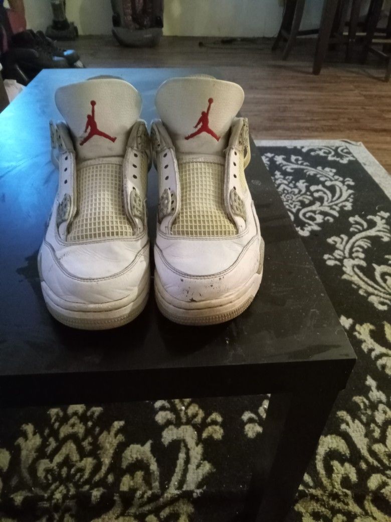 Jordan 4s Men, Size 10