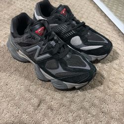 new balances black and grey