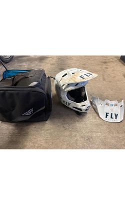 Fly Racing Formula S Helmet - White - Size M - Extra Visor + Bag