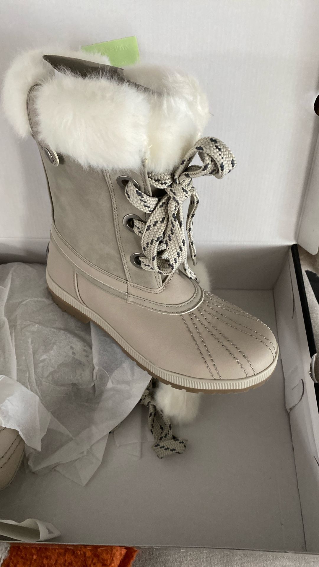 London Fog Snow Boots