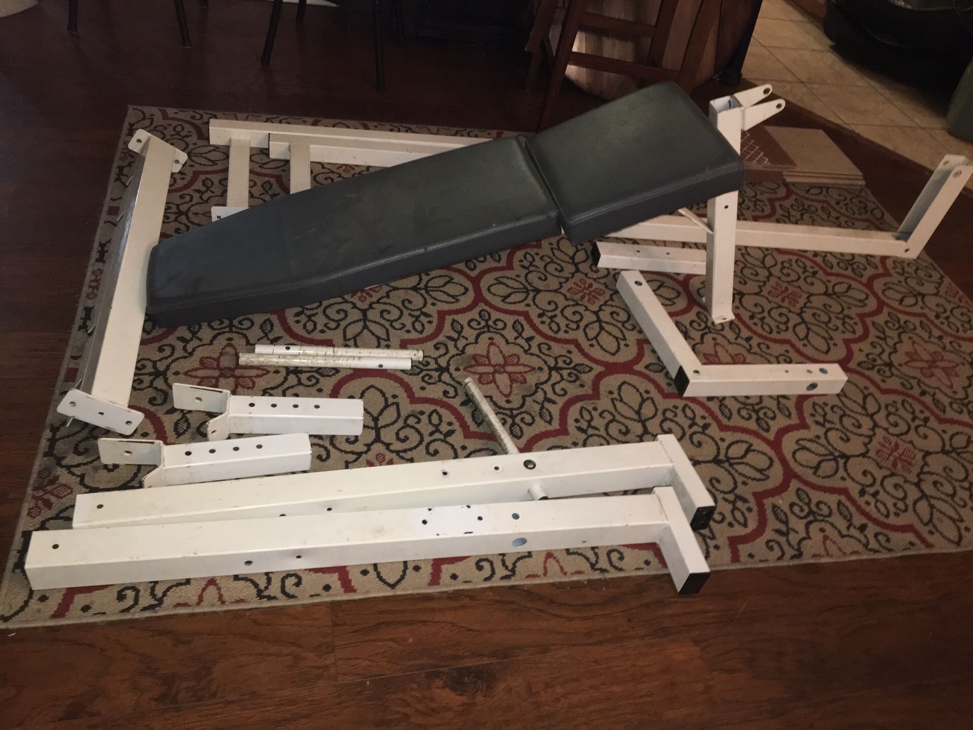 Weight bench