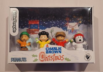 IN HAND Fisher Price Little People A Charlie Brown Christmas Set