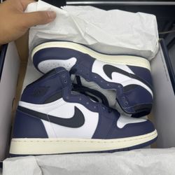 Air Jordan 1 High Midnight Navy GS
