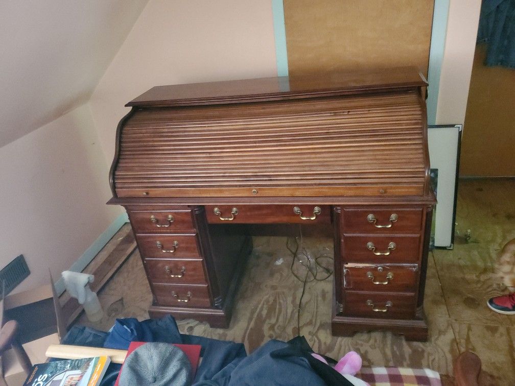 Rolltop Desk