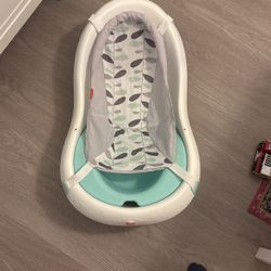 Fisher-Price Newborn and Infant Bathtub 