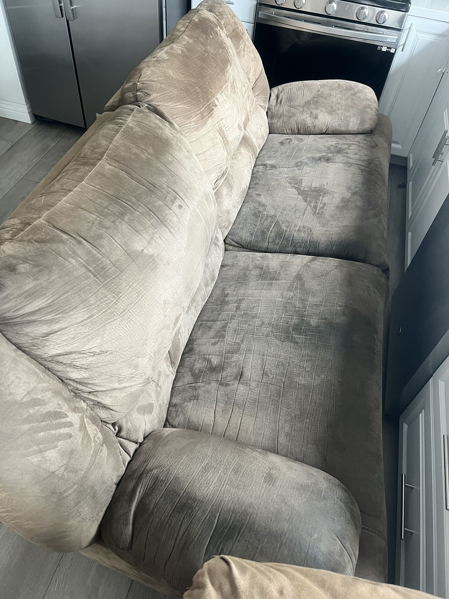 Reclining Sofa 