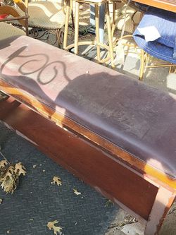 Bedroom bench