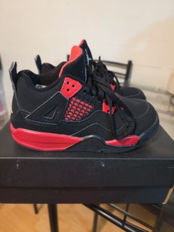 Air Jordan 4s