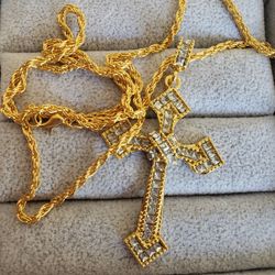 23 Inches Gold Chain Cross Pendant
