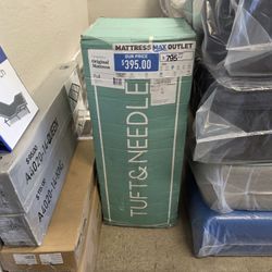 Tuft & Needle Full Mattress New!