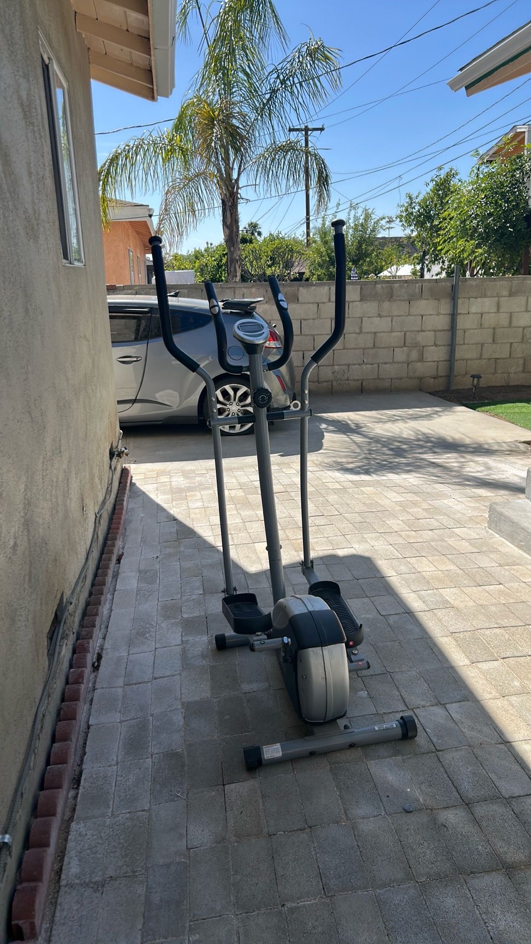 Elliptical machine