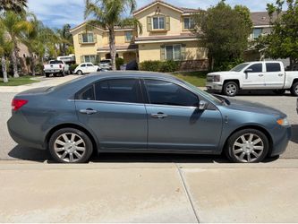 Lincoln MKZ 2011