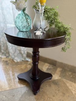 Round End Table