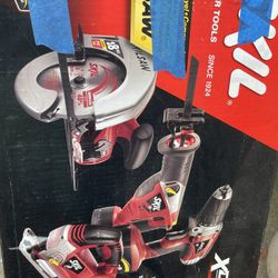 SKIL POWER TOOLS 4 tool set