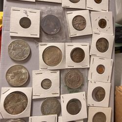 Random Coins Gold And Silver. 