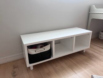 World market cubbies/bench