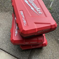 Milwaukee Case 5ea