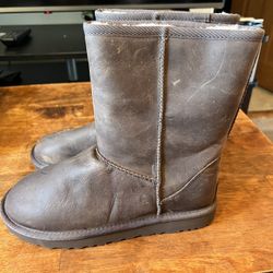 UGG Mid Calf Boots Womens Size 7 Brown Leather