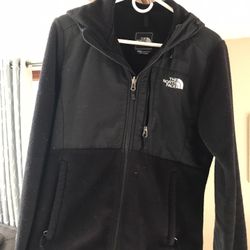 Woman’s  North Face 