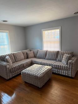 Fluffy Waffle Sectional with Ottoman