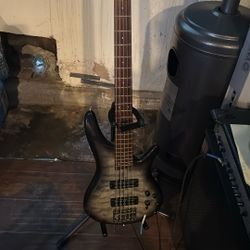 Bass Ibanez 5 Strings SDGR