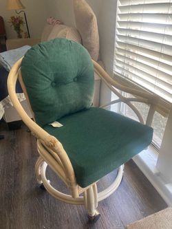 Rattan Swivel Chair with Green Cushions