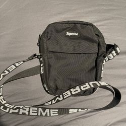 Supreme SS18 Shoulder Bag