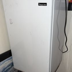 Magic Chef Mini Refrigerator 3.3 Cubic Feet Mini Freezer 