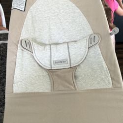 Baby Bjorn Bouncer 