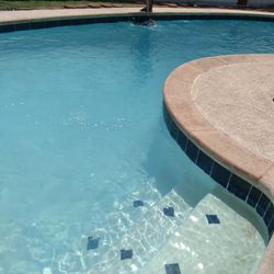 Pool Service /Servicio De Albercas.