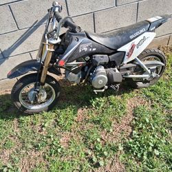 2007 Suzuki 70cc With Training Wheels