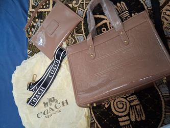 Coach purse and wallet